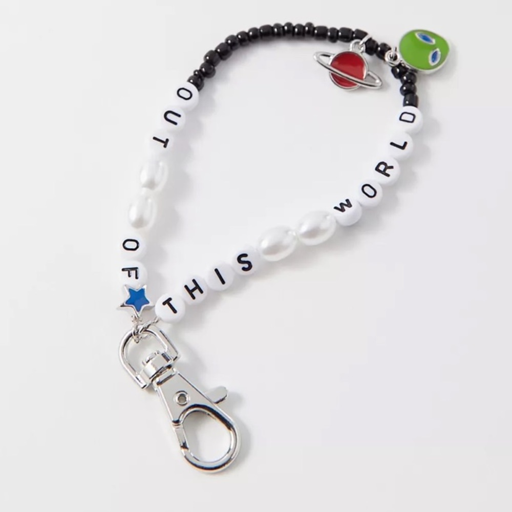 NEW UO beaded alien keychain